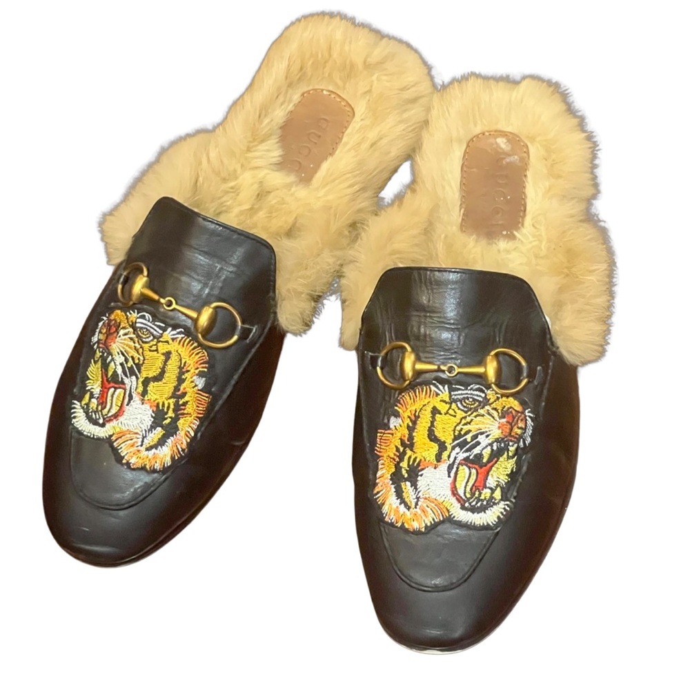 Gucci Princetown Black Tiger Embroidered Leather Fur Lined Horsebit Mule